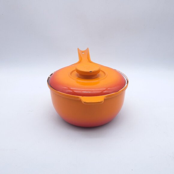 Orange Le Gourmet Iron Pot with Lid - Picture 5 of 11